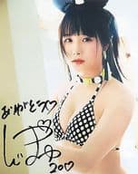新谷真由(Pimm’s) 直筆サイン入り写真パネル B.L.T.限定