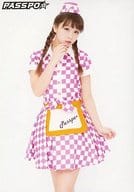 PASSPO☆/岩村捺未/膝上・右手指口元・衣装ピンク白・「Honey Dish」衣装/公式生写真