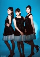 callme/集合(3人)/全身・衣装黒・背景青/CD「Can not change nothing」初回盤封入特典ミニ生写真