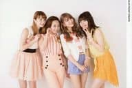 チャオ ベッラ チンクエッティ/集合(4人)/横型・膝上・衣装ピンク黄白・右手頬・左手顎・背景白・A5ワイドサイズ/「TOKYO IDOL FESTIVAL 2016」会場物販生写真