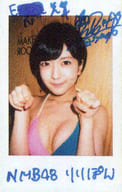 ☆須藤凛々花/直筆サイン入り・バストアップ・衣装青.ピンク・両手グー/雑誌「月刊ENTAME (エンタメ)」2016年8月号当選品 サイン入りチェキ