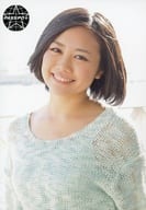 ぱすぽ☆/森詩織/バストアップ・衣装水色・顔傾げ・歯見せ・背景白/公式生写真