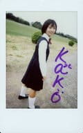 ☆石田果子/[当選通知書付き]・全身・衣装黒・制服・振り向き・両手下げ・直筆サイン入り/雑誌「Chu→Boh vol.59」チェキプレゼント当選品