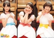 おはガールちゅ!ちゅ!ちゅ!/集合(3人)/横型・3分割・膝上・衣装白赤・ティアラ/CD「心友」ハピネット・オンライン限定特典生写真