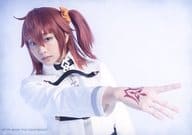 岡田恋奈(藤丸立香)/横型・上半身・衣装白・背景白・キャラクターショット/舞台「Fate/Grand Order THE STAGE -神聖円卓領域キャメロット-」キャストブロマイド