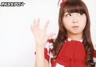 PASSPO☆/岩村捺未/横型・バストアップ・衣装赤・白・水玉模様・口すぼめ・目線右上・「TRACKS」衣装/ライブ会場限定販売公式生写真