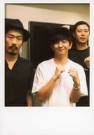 パンサー/集合(3人)/上半身・衣装黒・白・帽子・センター向井両手グー・枠/「ナマーシャ×ファミマプリント ランダム企画」第3弾