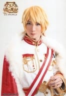 丘山晴己(ランスロット=キングスレー)/上半身・左手柄・キャラクターショット/舞台「イケメン革命◇アリスと恋の魔法 THE STAGE Episode 黒のキング レイ=ブラックウェル」物販購入特典ブロマイド