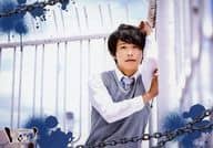 金澤皇輝(網走)/横型・上半身・両手壁・後ろフェンス・キャラクターショット/舞台「青春歌闘劇バトリズムステージVOID」ランダムブロマイド