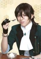 岩城直弥(菊池寛)/上半身・キャラクターショット/舞台「文豪とアルケミスト 嘆キ人ノ廻旋(ロンド)」L判ランダムブロマイド