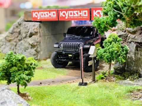 【動画】駿河屋大宮マルイで京商MINI-Z 4×4 ジオラマトレイルコースが試せる