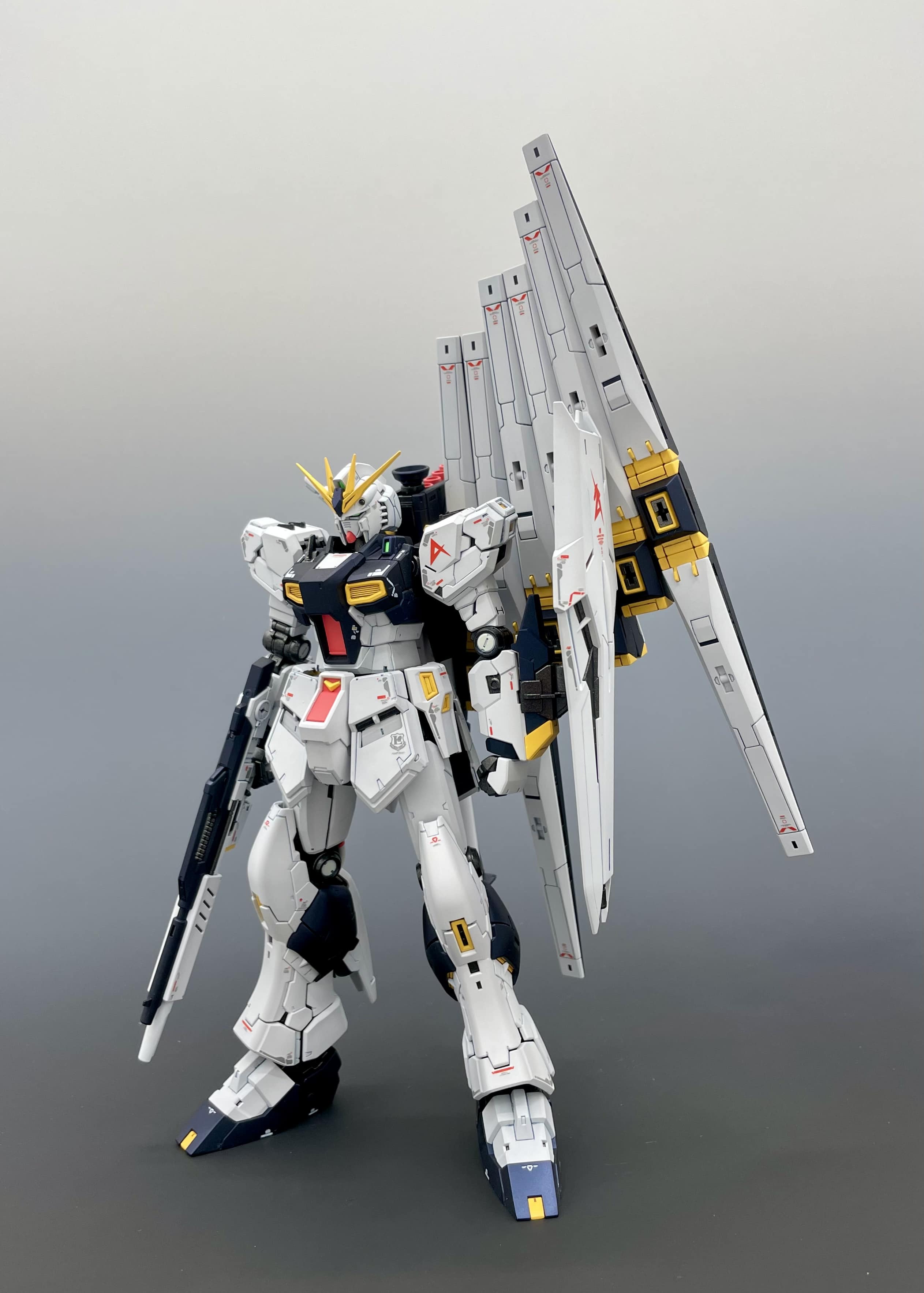 RG RX-93 νガンダム