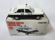1/64 LV-N27a トヨタ カローラ1500 パトロールカー 群馬県警察(ホワイト×ブラック) 「トミカリミテッドヴィンテージNEO」 [223641]