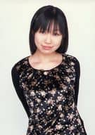 廣田詩夢/上半身・衣装黒・花柄・両手後ろ/G.G.F デジタルアクセサリー 特典生写真