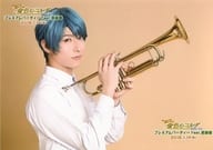 谷佳樹(八木沢雪広)/横型・バストアップ・右向き・楽器・キャラクターショット/音楽劇「金色のコルダ Blue♪Sky プレミアムパーティー Feat.至誠館」オリジナルブロマイド ソロセット