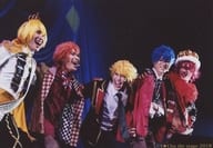 集合(5人)/ライブフォト・横型・膝上・肩組み・口開け・キャラクターショット/DVD「LIVE!! アイ★チュウ ザ・ステージ ～les quatre saisons～」アニメイト特典