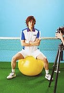 渡辺大輔(手塚国光)/ユニフォーム・腕組み・黄色のバランスボール・キャラクターショット/ミュージカル『テニスの王子様』コンサート Dream Live 5th