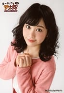 伊藤優衣(ユリ子)/バストアップ・衣装ピンク・白・両手胸元・キャラクターショット/舞台「もーれつア太郎 木枯らしに踊る花吹雪」個別ブロマイド
