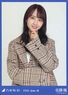 佐藤楓/上半身・ジャケットセットアップ/「乃木坂46 2020.June-III」WebShop限定 生写真カード