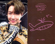 防弾少年団/J-HOPE(ジェイホープ)/裏面茶・イラスト/DVD「BTS JAPAN OFFICIAL FANMEETING VOL.5 MAGIC SHOP 2019」封入特典フォトカード