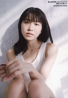 横山由依/卒業メモリアルブック「深夜バスに乗って」TSUTAYA渋谷店オンラインイベント応募特典生写真